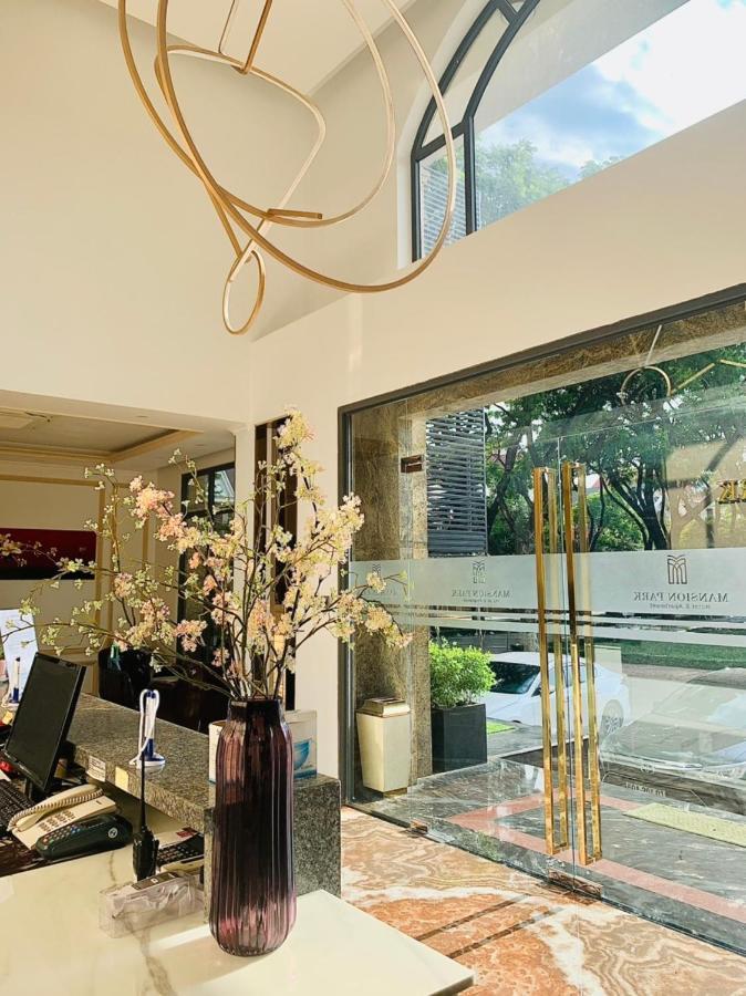 Mansion Park Hotel & Apartment Biên Hòa Buitenkant foto